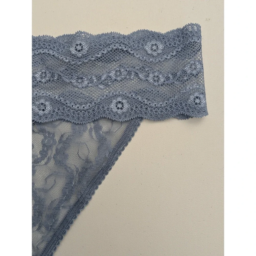 b.tempt'd 978182 Lace‎ Kiss Bikini Panty Size X-Large Blue NWT